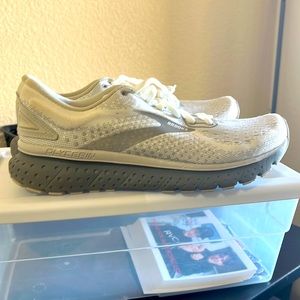 Brooks Women’s Glycerin 18 White/Gray/Primer 1203171B189 Running Shoes Size 7.5